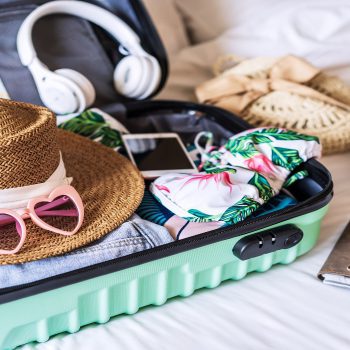 Holiday Packing: The Perfect Stress-Free Guide for a Winter Wonderland in Cancún 