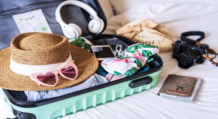 Holiday Packing: The Perfect Stress-Free Guide for a Winter Wonderland in Cancún 